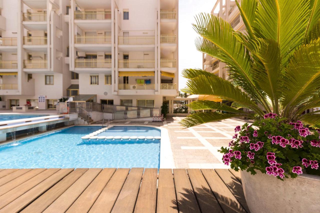 Novelty 2 Habitaciones Vista Al Mar Салоу Екстериор снимка