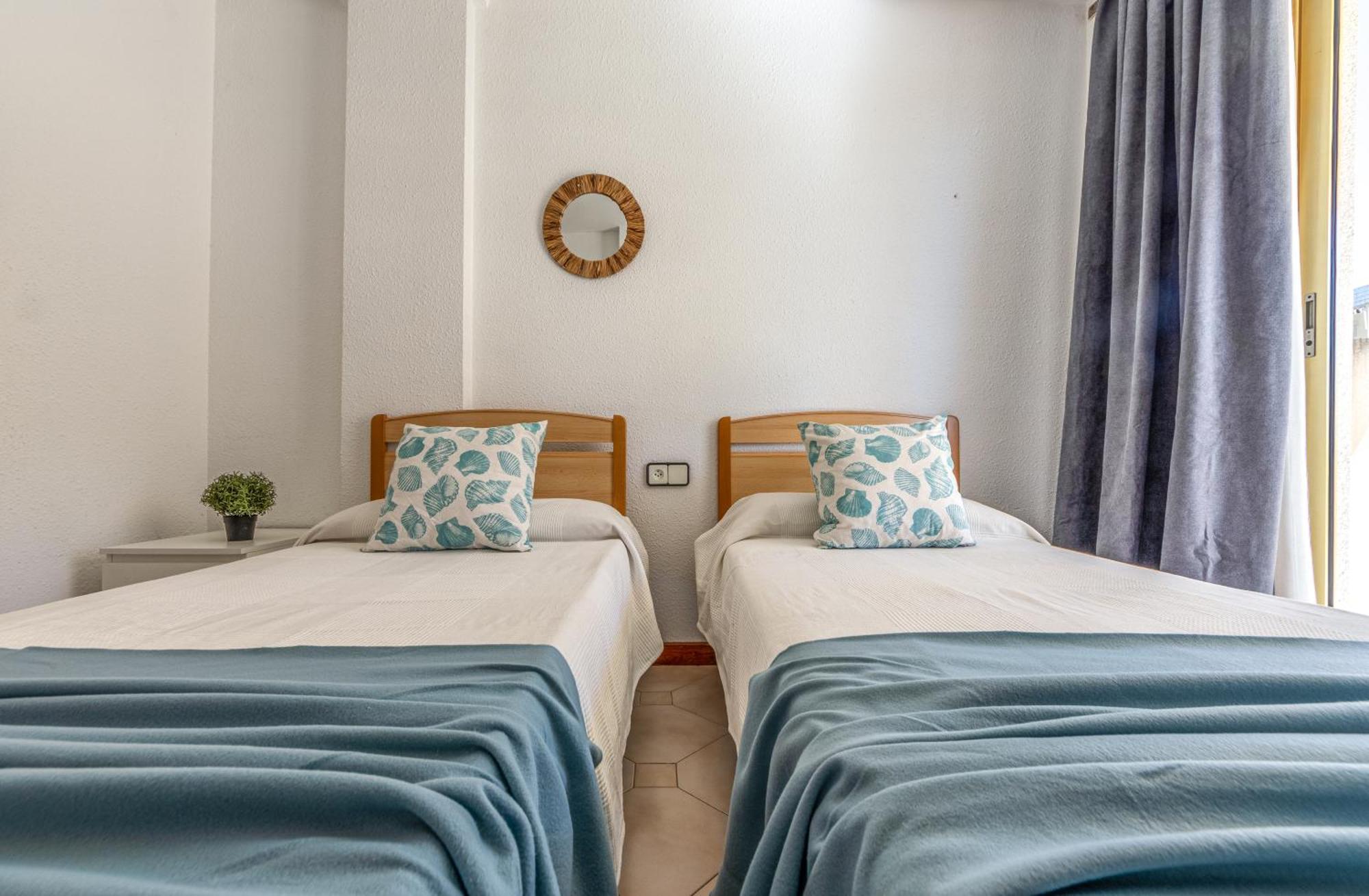 Novelty 2 Habitaciones Vista Al Mar Салоу Екстериор снимка