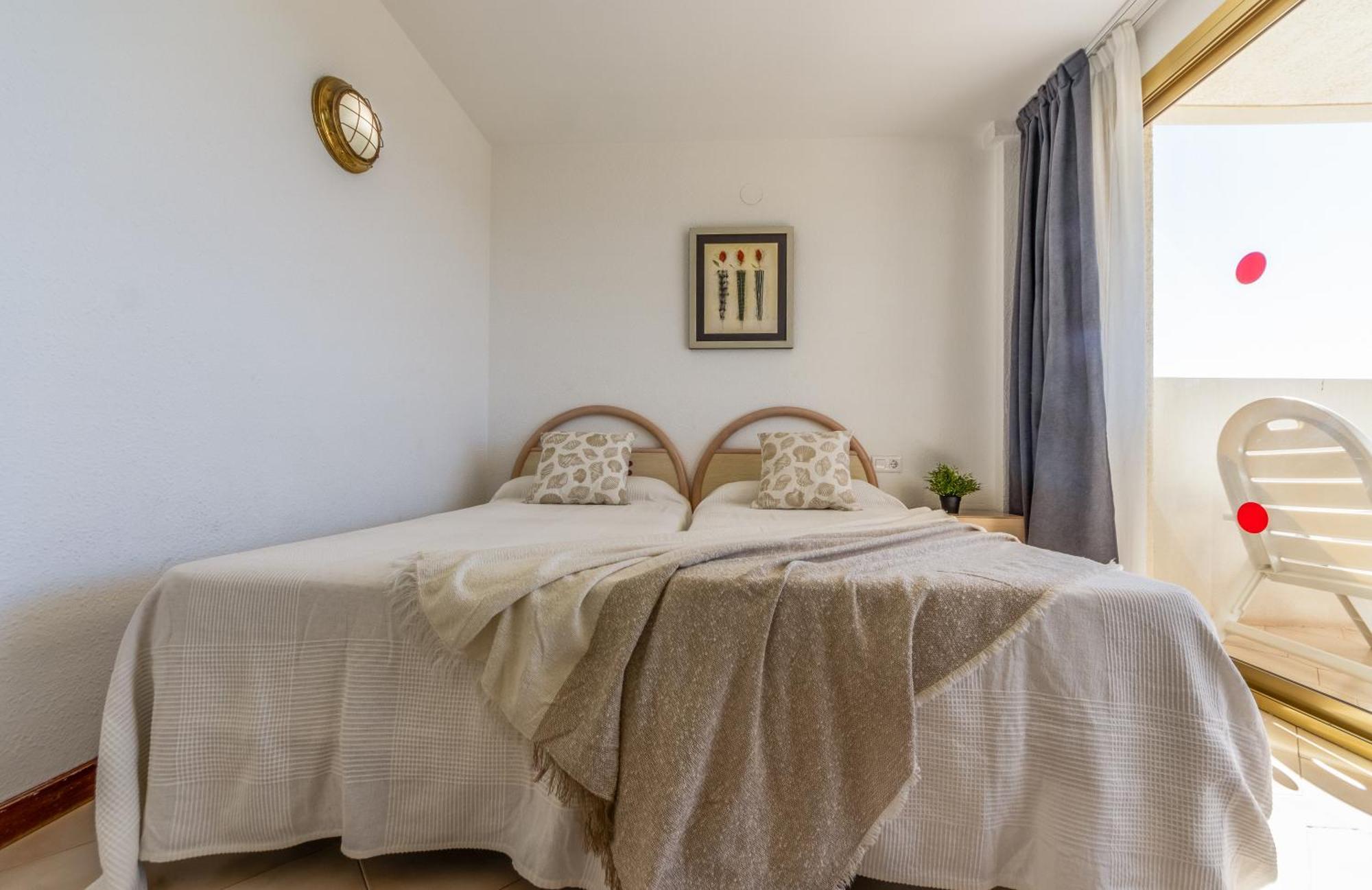 Novelty 2 Habitaciones Vista Al Mar Салоу Екстериор снимка